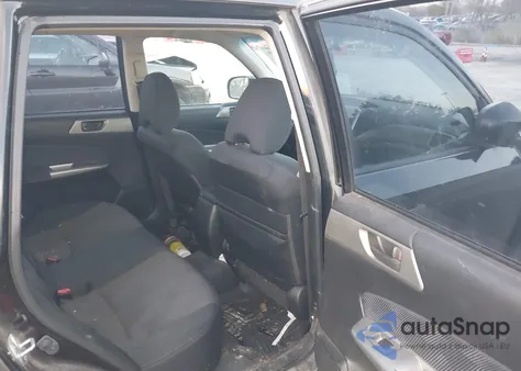 2010 Subaru Forester 2.5X из США, поврежденный, VIN JF2SH6AC4AG708422